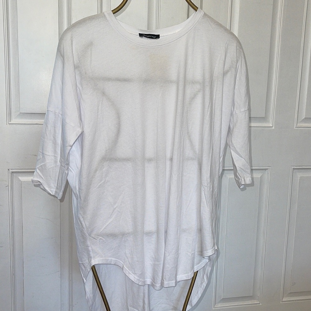 NWT CONSPIRACY white hi-lo tee